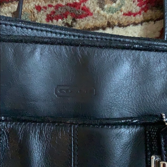 Black Coach purse - Picture 4 of 4